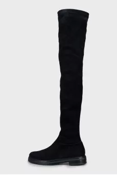 Low-heeled suede boots