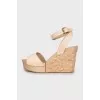 Leather sandals with wooden wedges