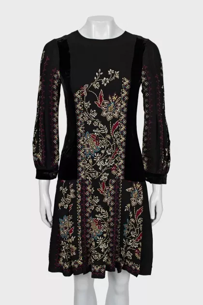Fitted dress with velor inserts