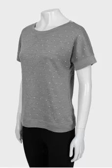 Straight T-shirt decorated with rhinestones