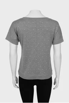 Straight T-shirt decorated with rhinestones