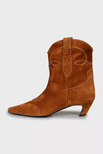 Suede ankle boots with almond toe