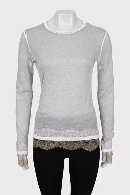 Gray long sleeve decorated with lace