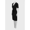 Приталена сукня з велюровими вставками
