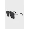 Rectangular sunglasses in black
