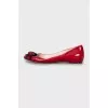 Patent leather ballerinas with decor