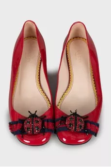 Patent leather ballerinas with decor