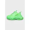 Зеленые кроссовки Triple S