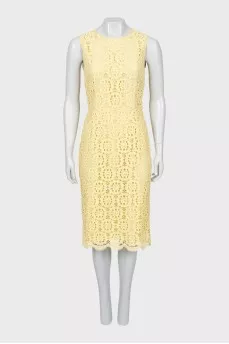 Yellow sleeveless dress