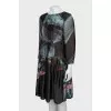 Fitted dress in abstract print