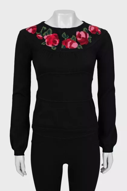 Wool sweater with raised seams