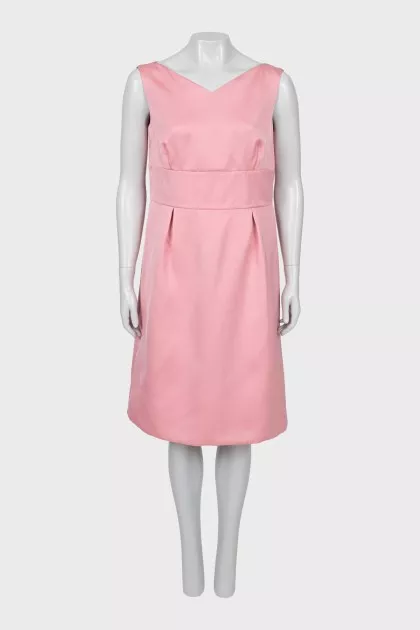 Pink fitted dress