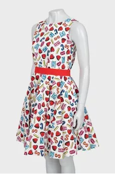 Slim fit dress with tag
