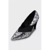 Suede shoes with silver pattern