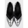 Suede shoes with silver pattern
