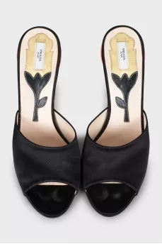 Textile sandals with decorated heels