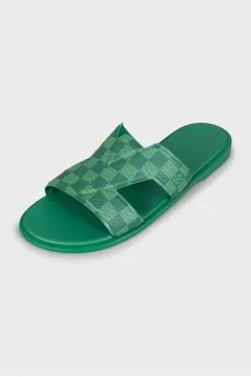 Мужские шлепанцы с фирменным принтом