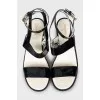 Leather sandals with quilted heel