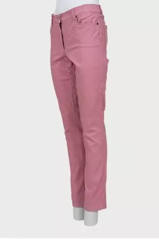 Джинсы slim fit розового цвета