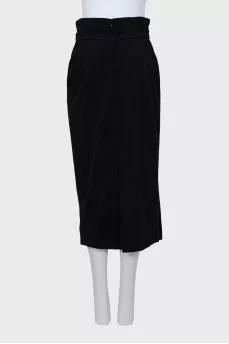 Pencil skirt with pockets
