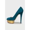 Suede shoes with gold platform