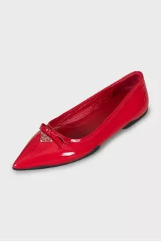 Red pointed toe ballerinas