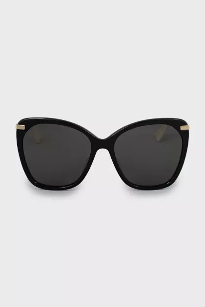 Sunglasses with gold temples