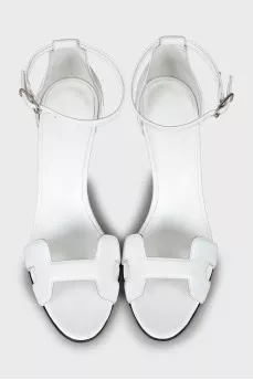 Sandals Premiere