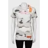 Straight fit T-shirt with tag