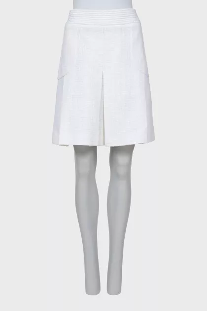 White pleated skirt