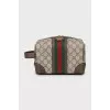 Travel bag in a signature print