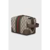 Travel bag in a signature print