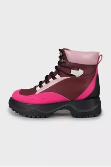 Chunky boots with tag