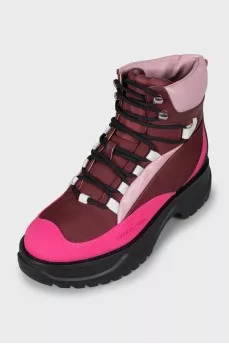 Chunky boots with tag