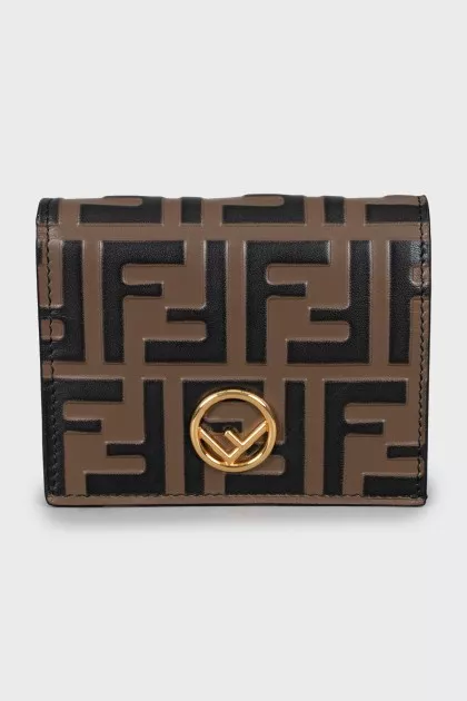 Leather wallet with embossing and tag