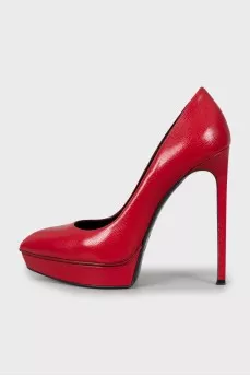 Red shoes Janis