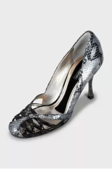 Silver snakeskin embossed shoes
