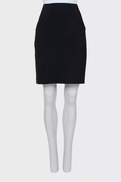 Straight skirt with pockets