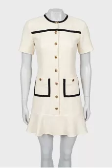Fitted dress with contrast seams