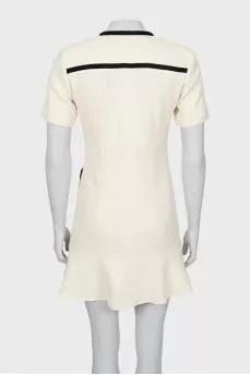 Fitted dress with contrast seams