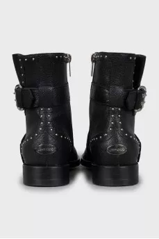 Leather boots with silver decor