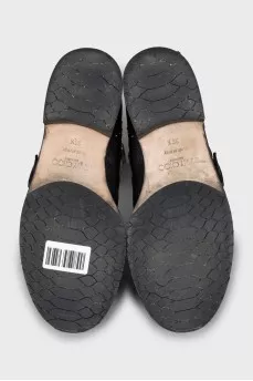 Leather boots with silver decor