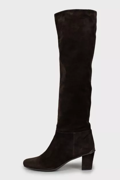 Suede mid-heel boots