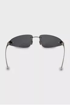 Sunglasses with silver temples