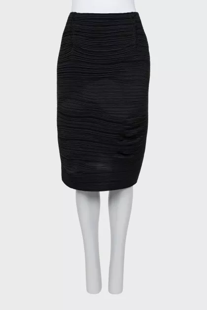 Fitted pleated skirt
