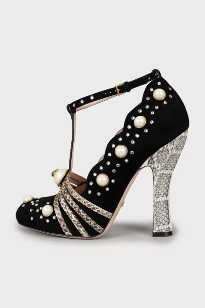 Suede shoes with snake skin