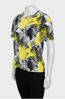 T-shirt in mixed color print