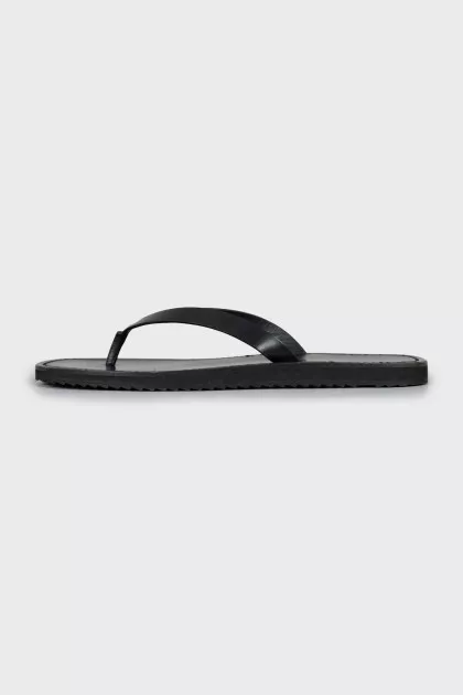 Leather slides with textured soles