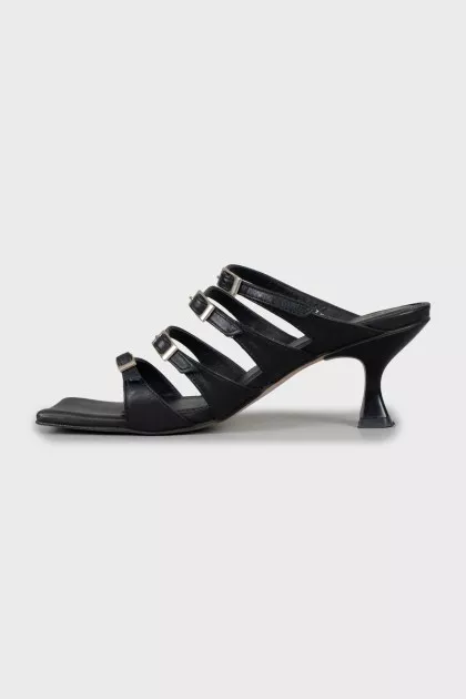 Leather heeled sandals with buckles