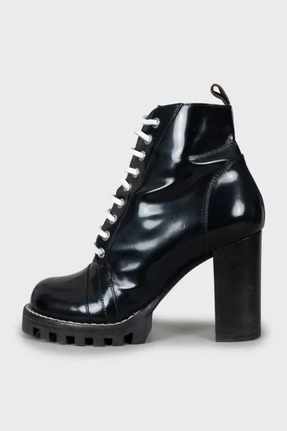 Leather ankle Boots Star Trail